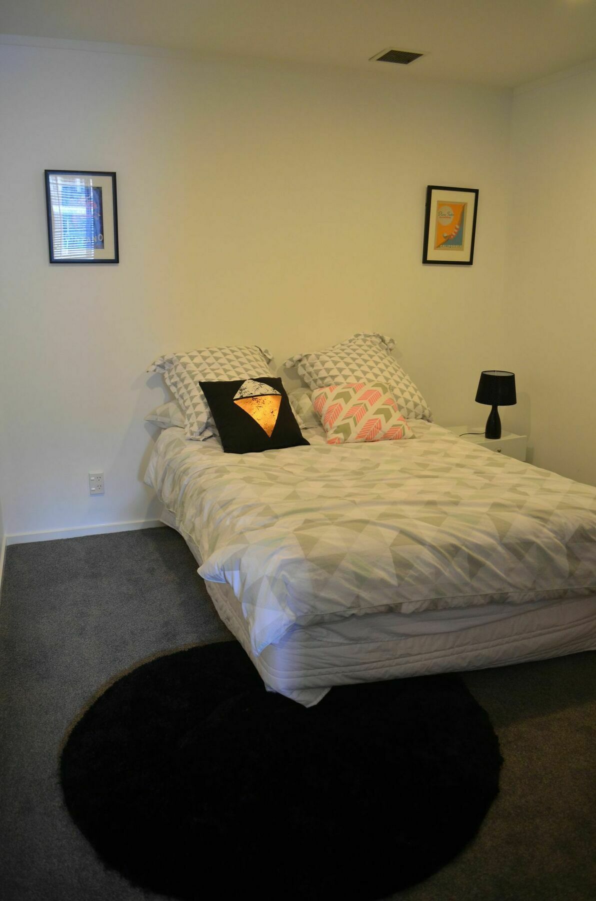 Apartment Peaceful Two Bedroom