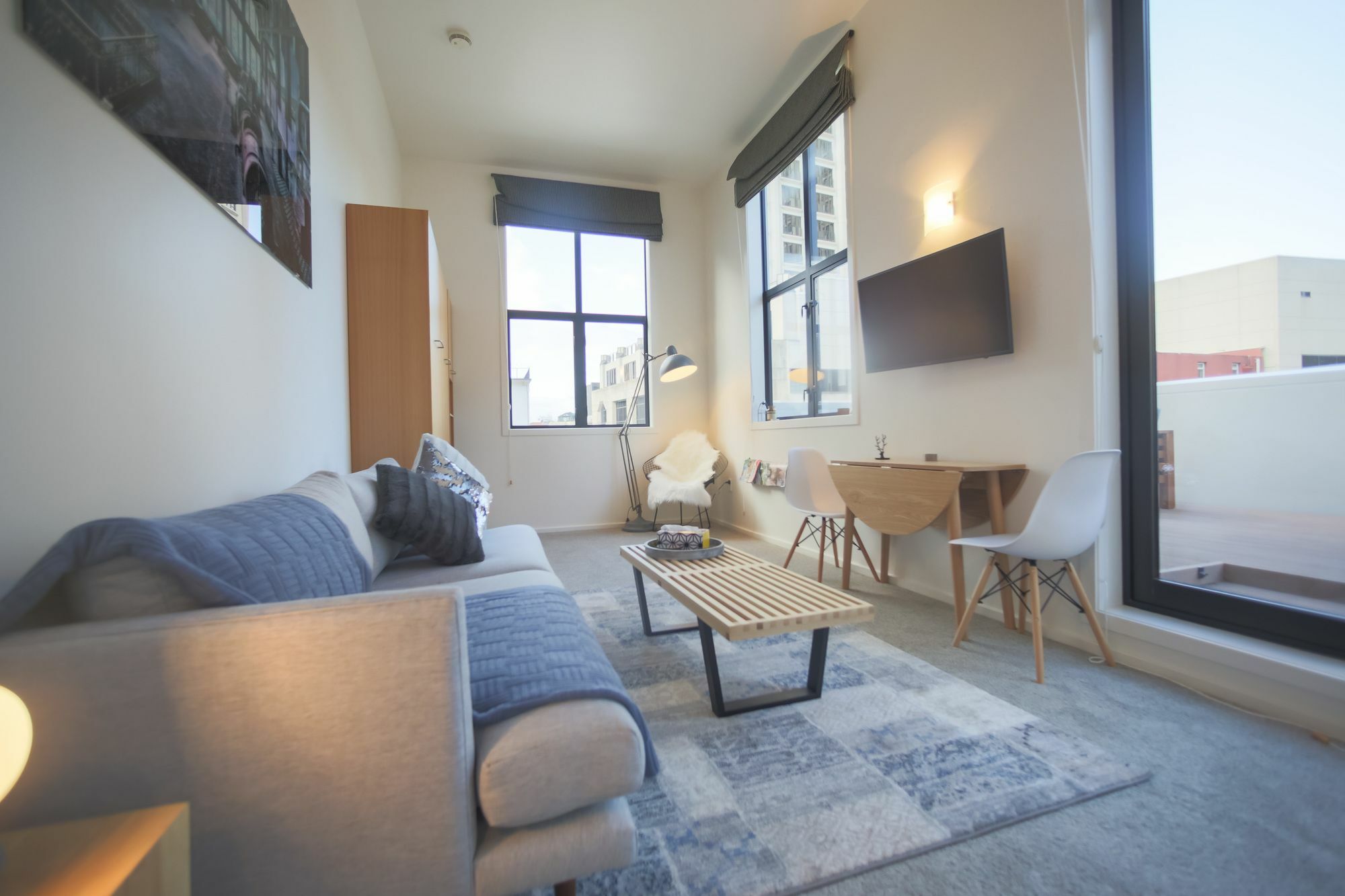 Downtown Penthouse With Views Apartment