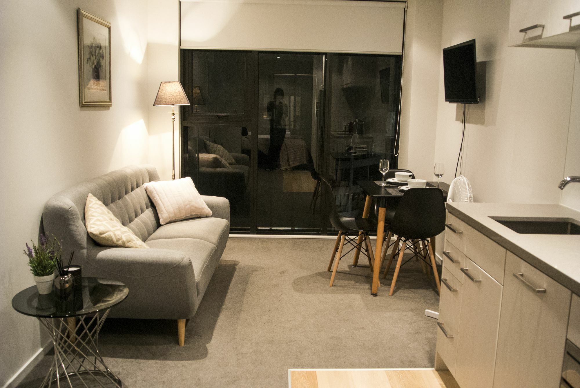 Brand New With Pool & Gym Apartment Auckland