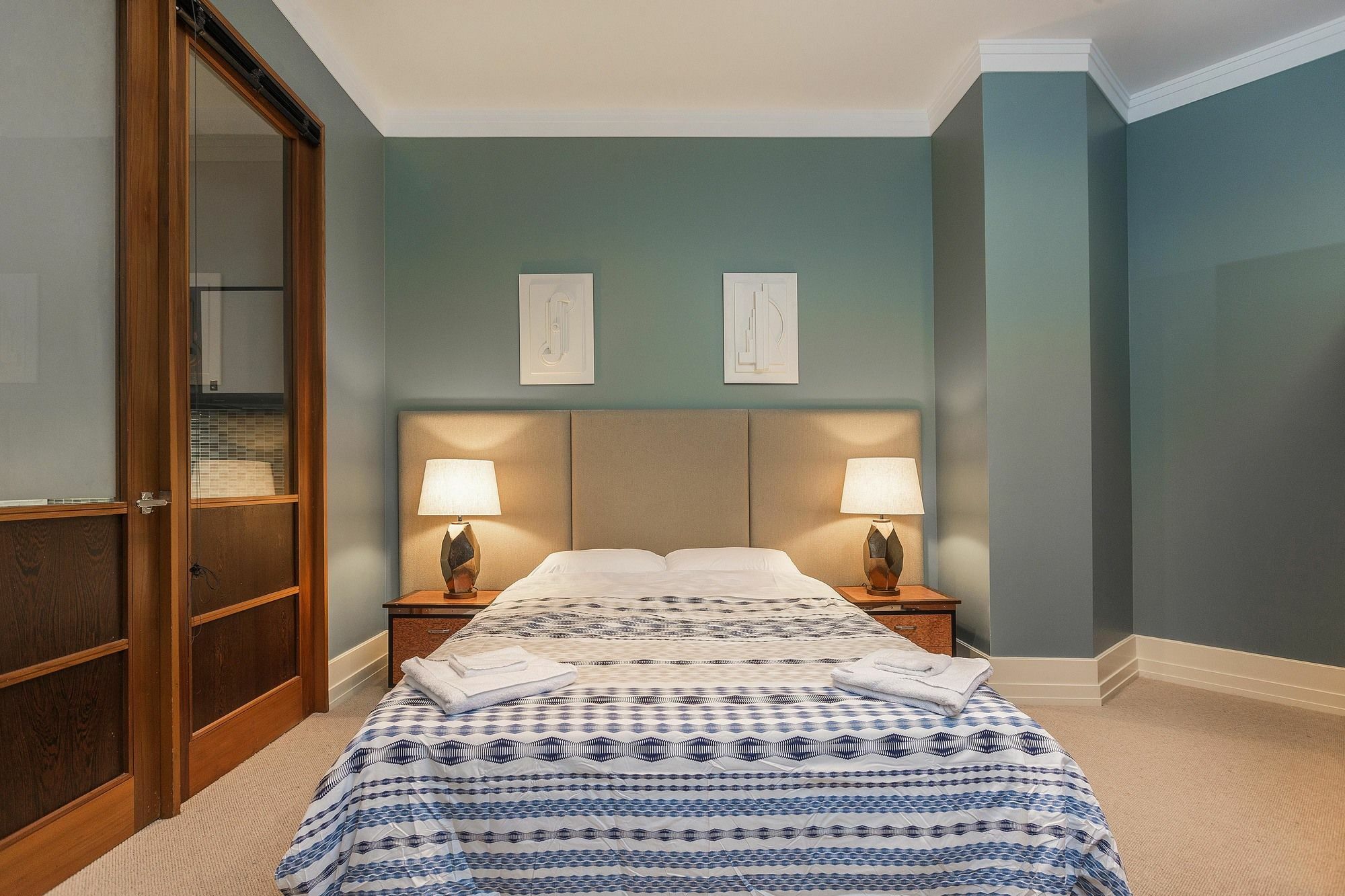 Bright And Breezy One Bedroom * Auckland