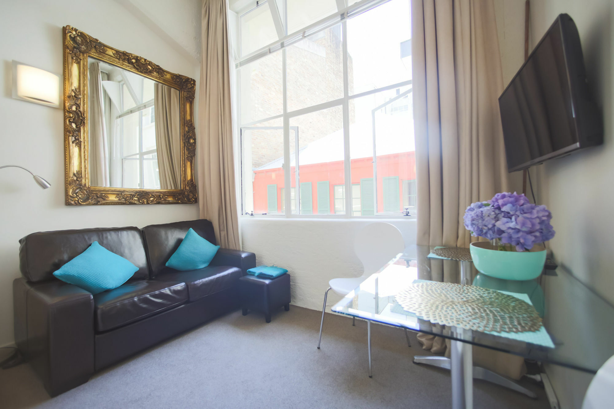 Unique Loft In The Heart Of Auckland