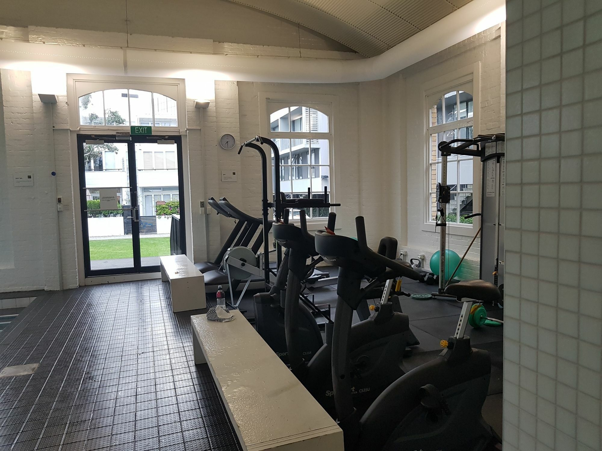 Fisher Point - Shared 3* Auckland