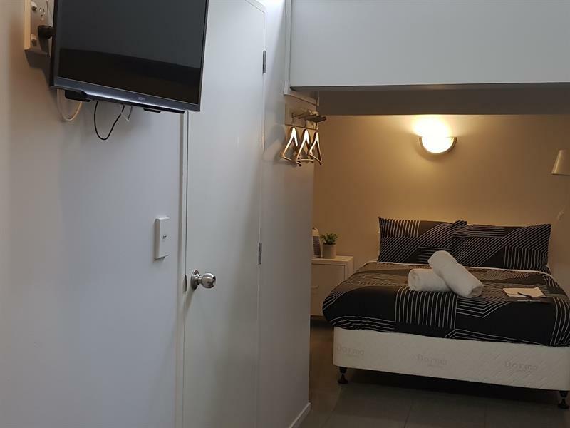 Apartment Fringe Budget Twin Bedroom