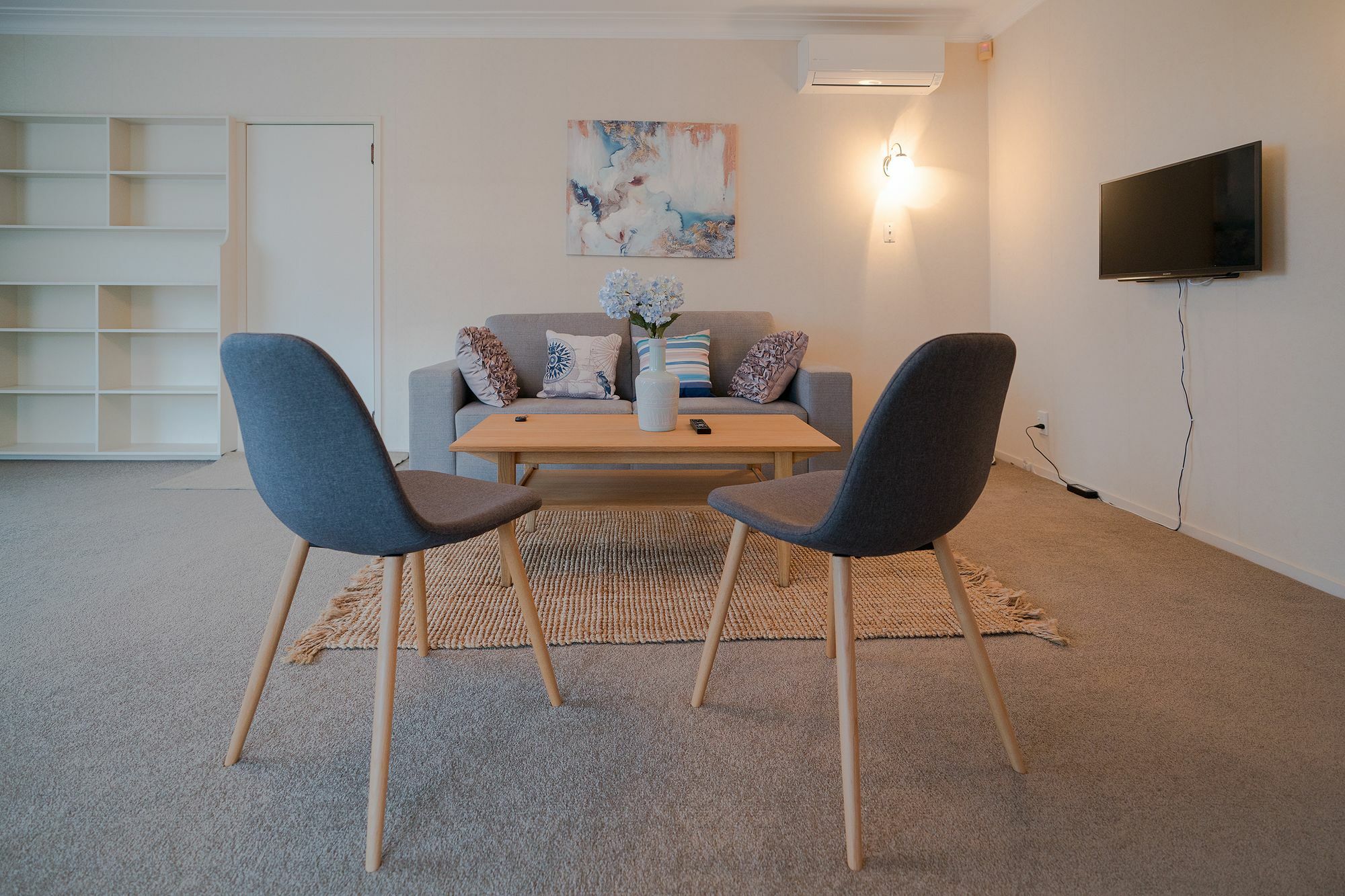 New Windsor Super Cozy & Budgeting 3 Bdrm *