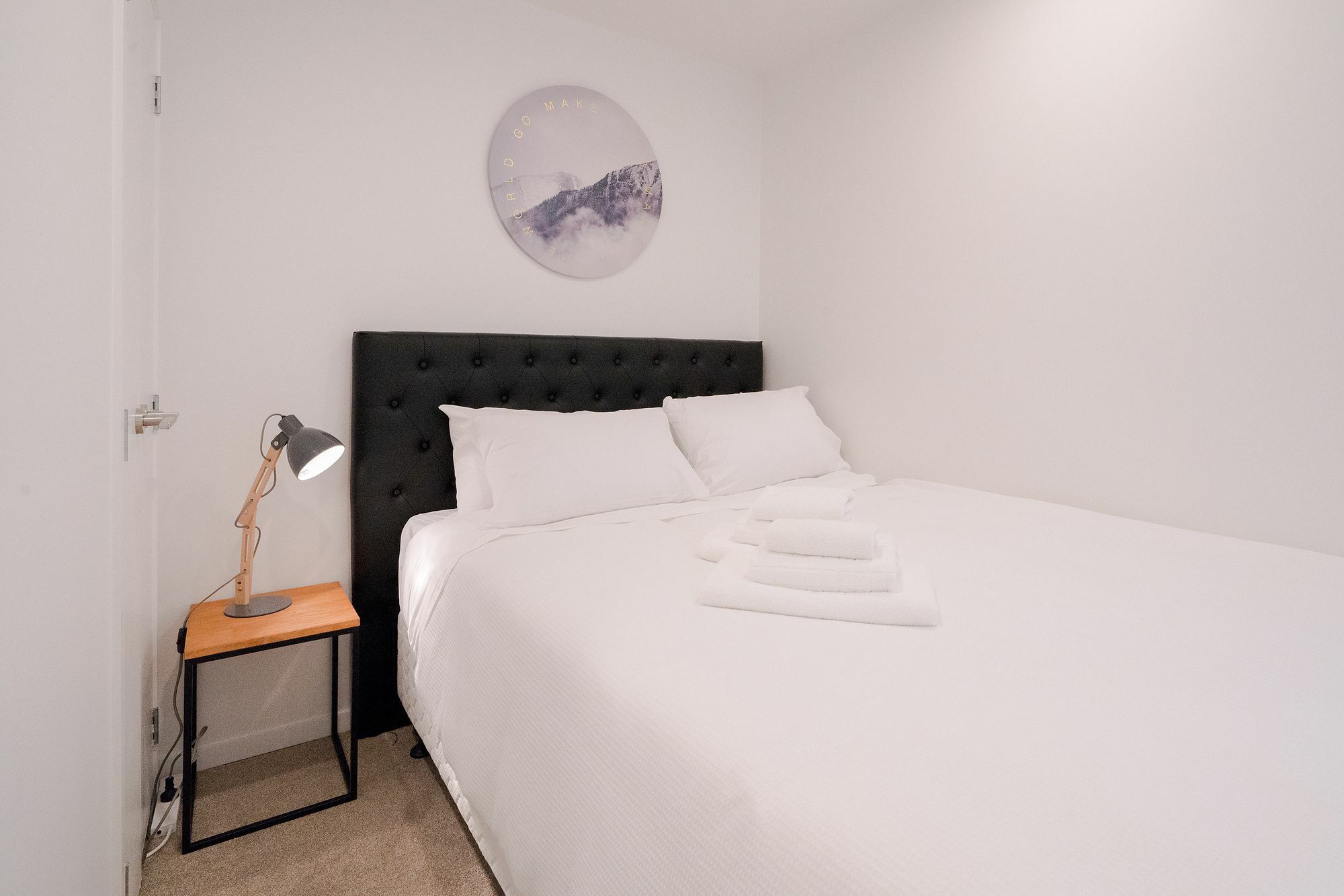 Apartment Cbd Brand New 2 Bedrooms