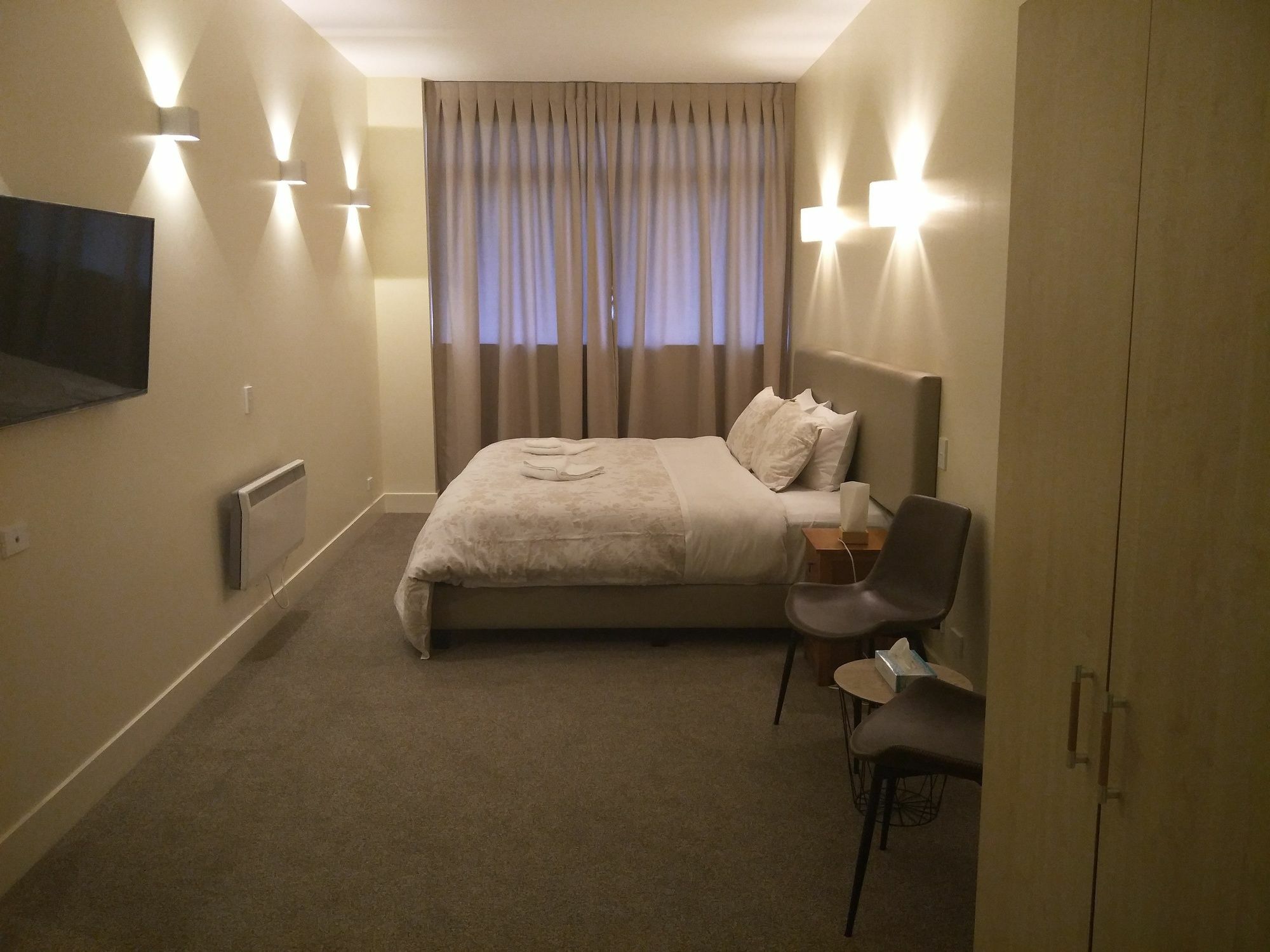 Grand Serviced 4*