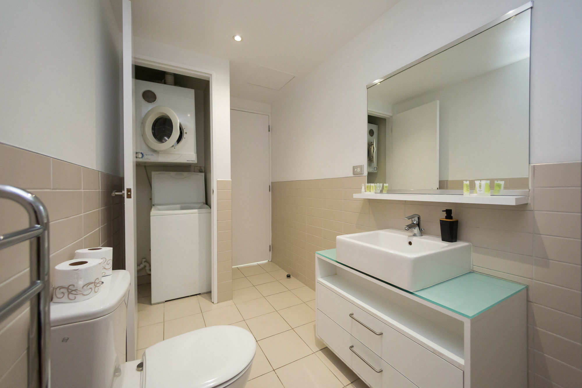 Apartamento Modern Three Bedroom