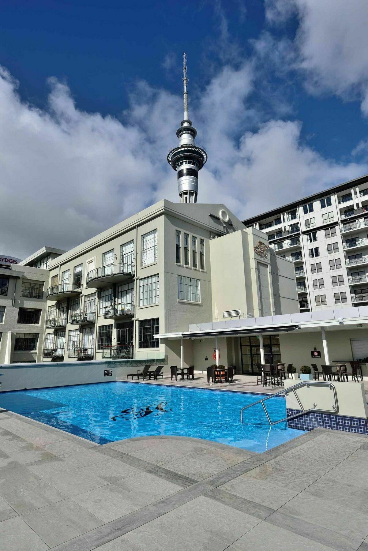 Furnished In Cbd * Auckland