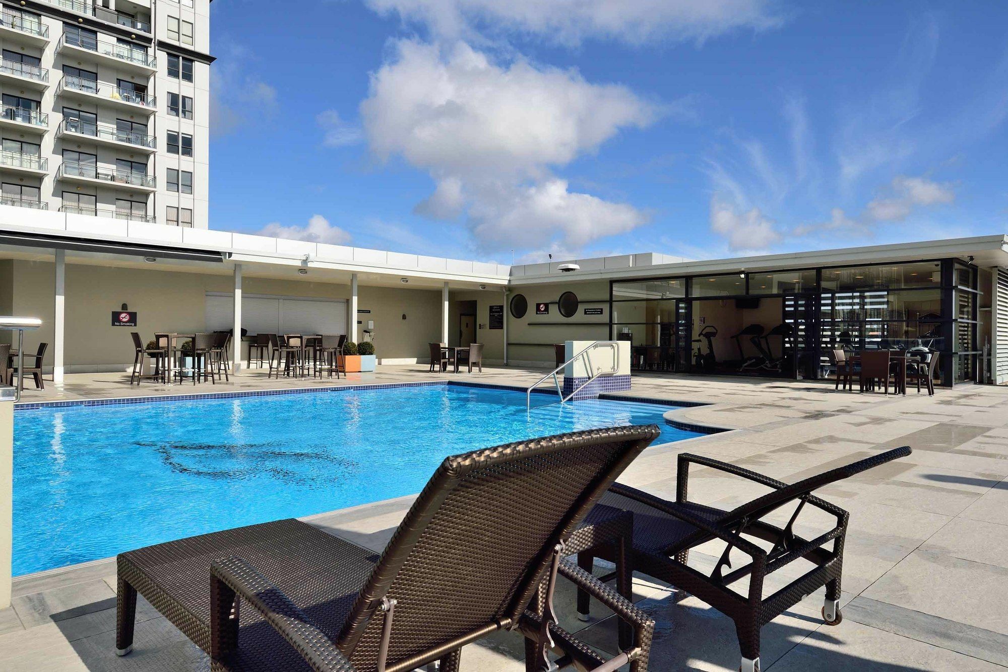Apartment Furnished In Cbd Auckland