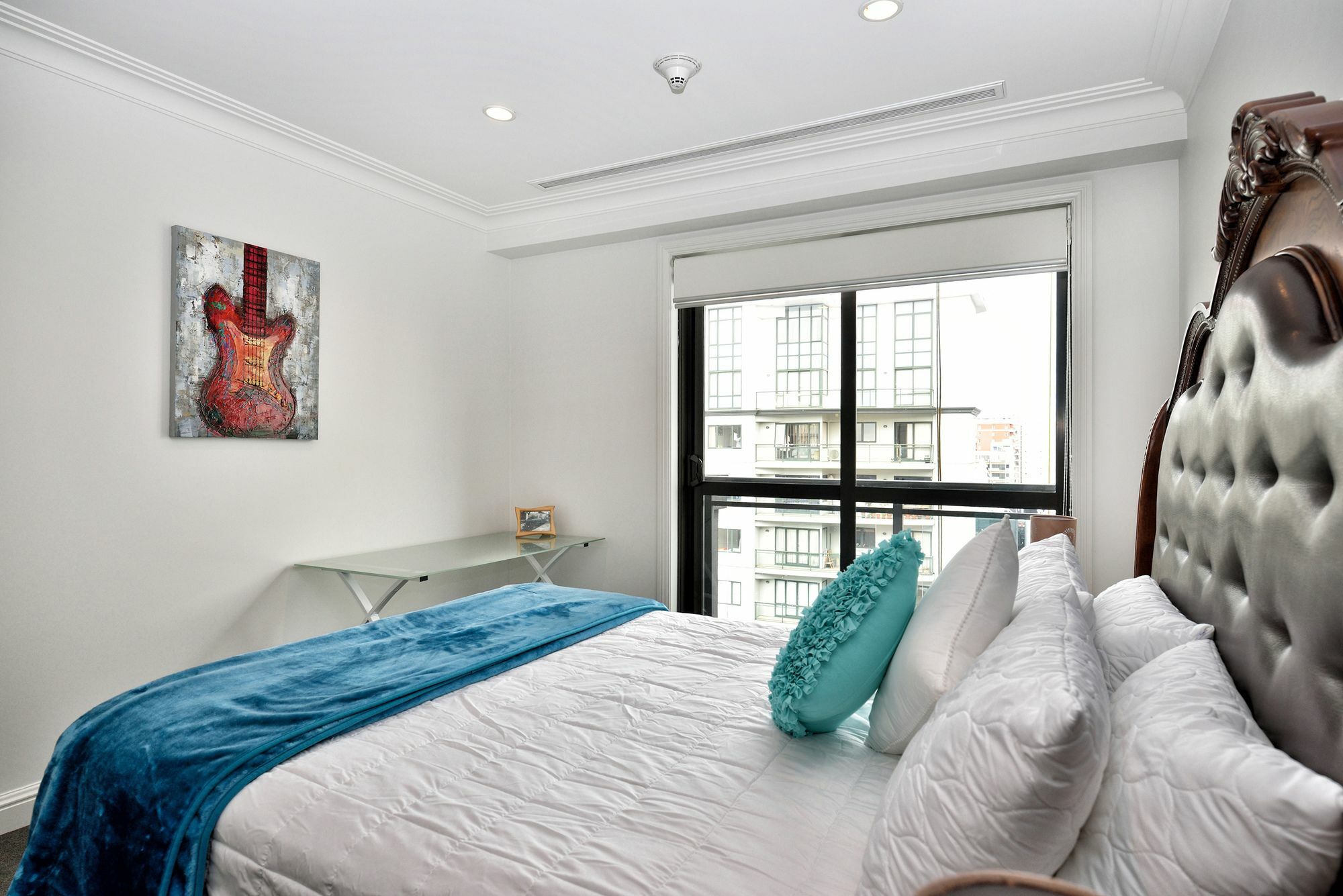 Downtown Furnished Apartment *