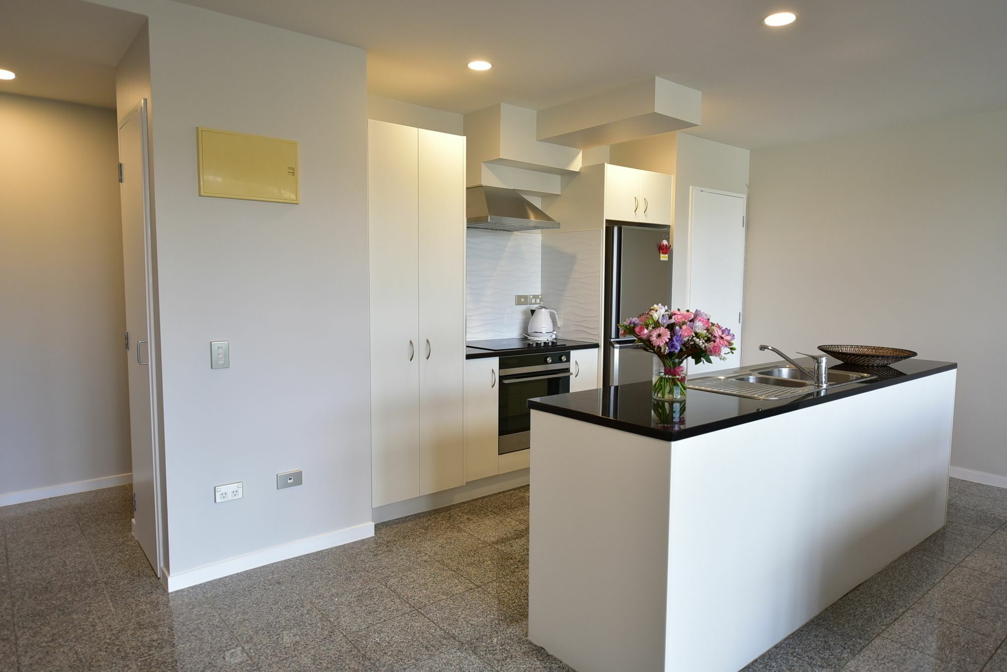 Modern Two Bedroom Epsom *