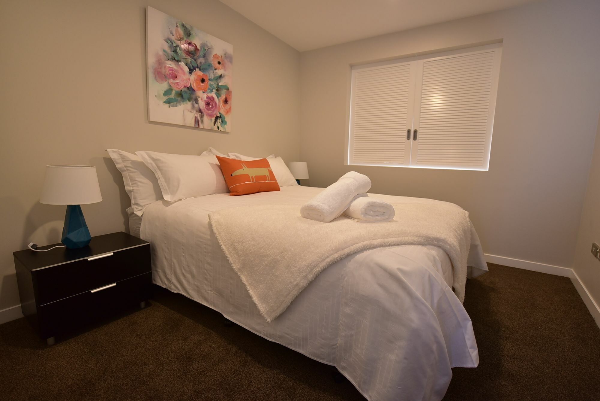 Modern Two Bedroom Epsom Apartment