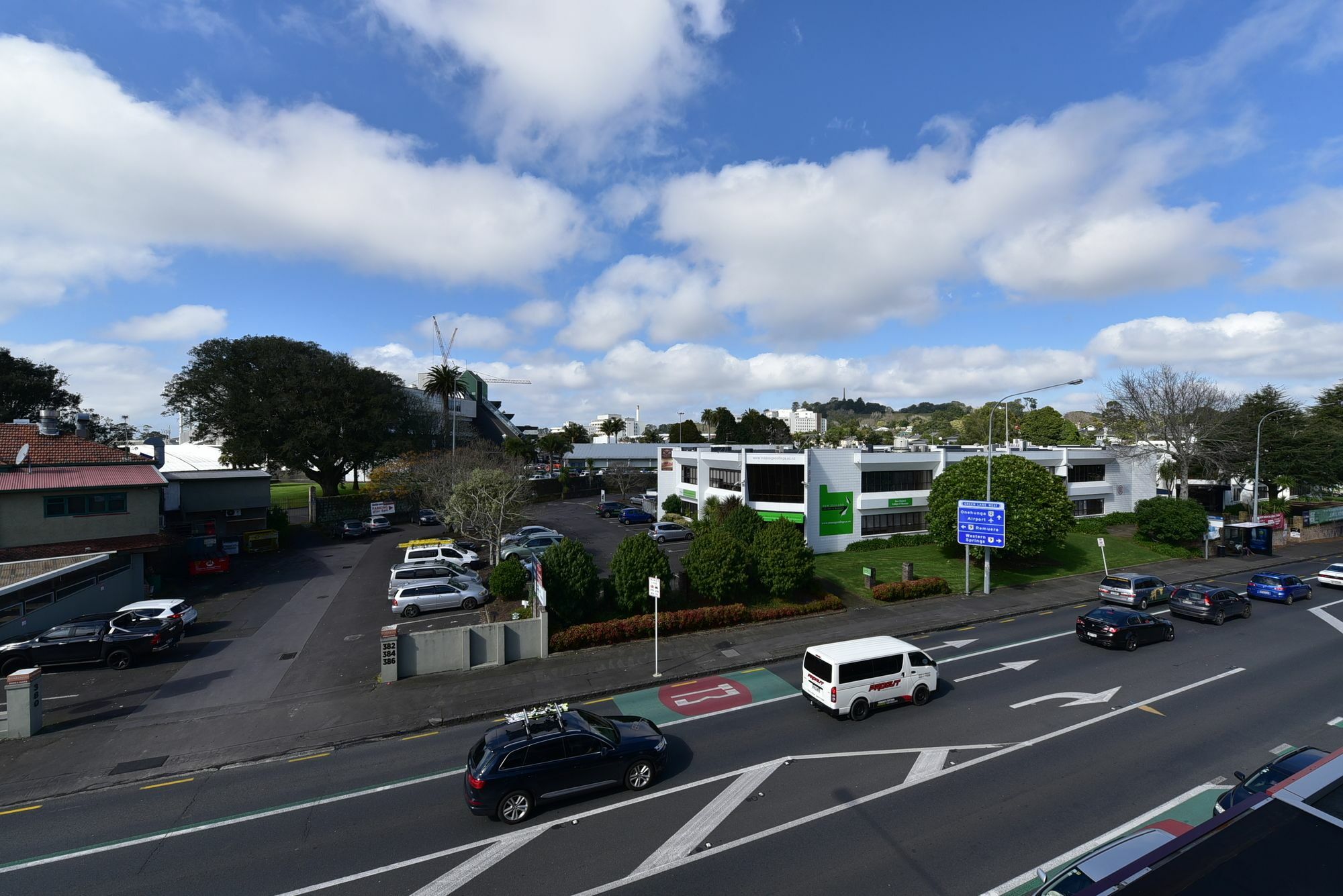 Modern Two Bedroom Epsom