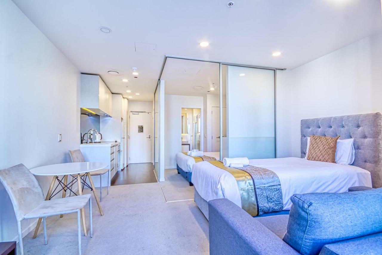 Aparthotel Hi Park 4*