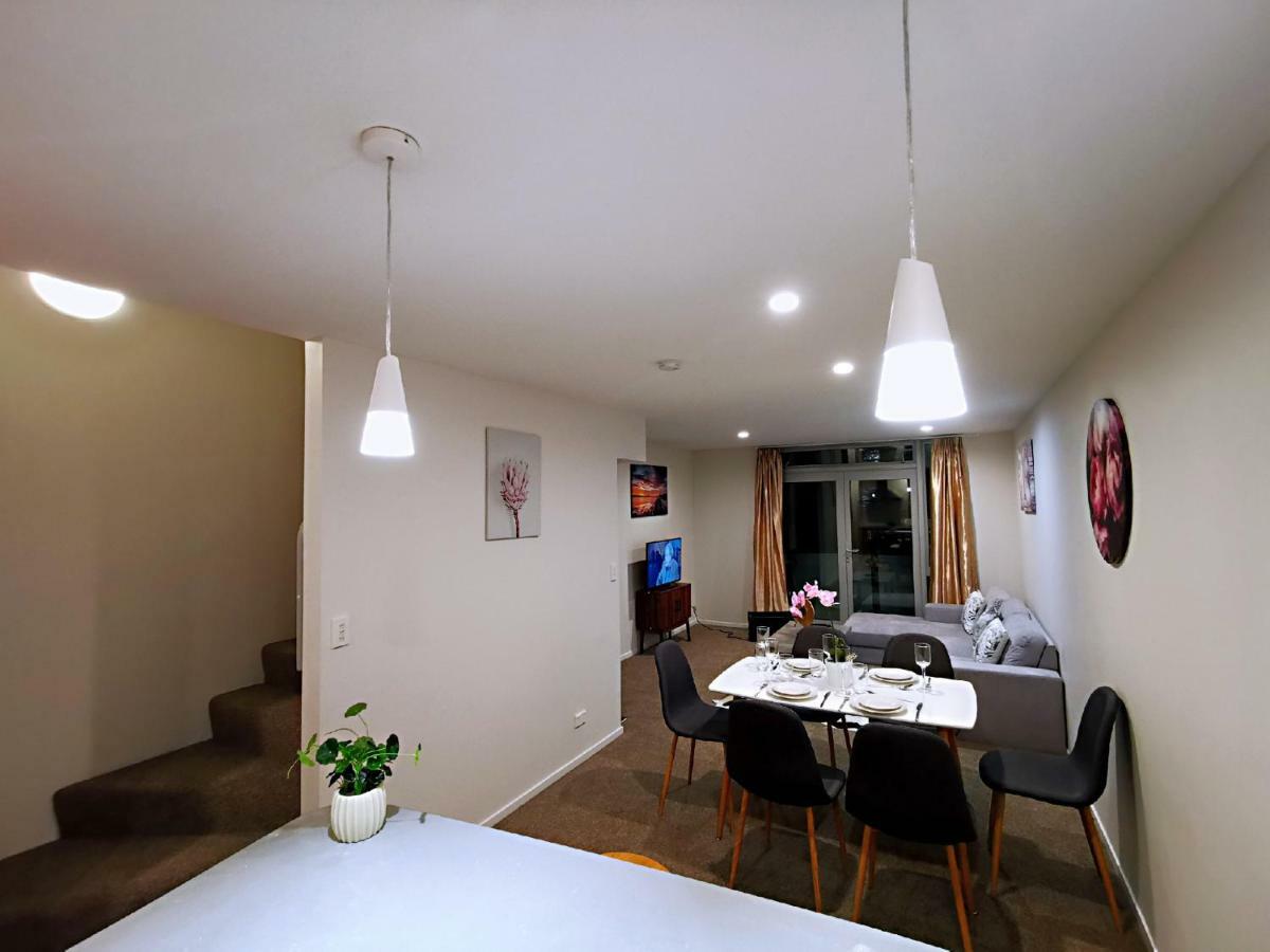 Parnell Terrace *