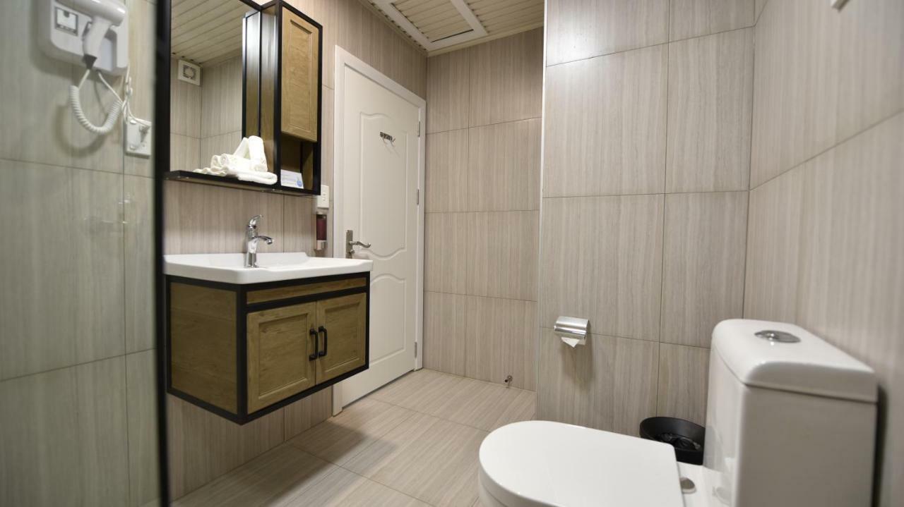 Regal Residency
