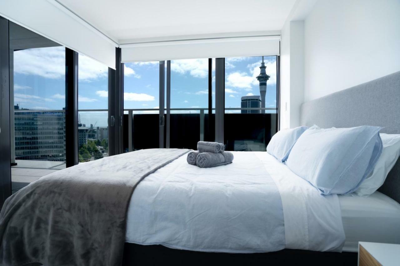 Apartment With Brilliant Views In Cbd