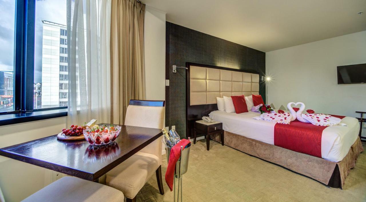 Vr Queen Street & 4*