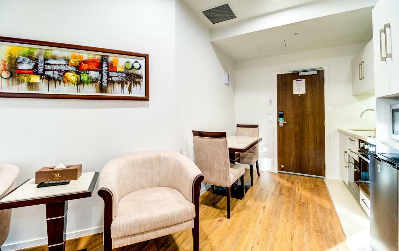 Vr Queen Street & Aparthotel 4*