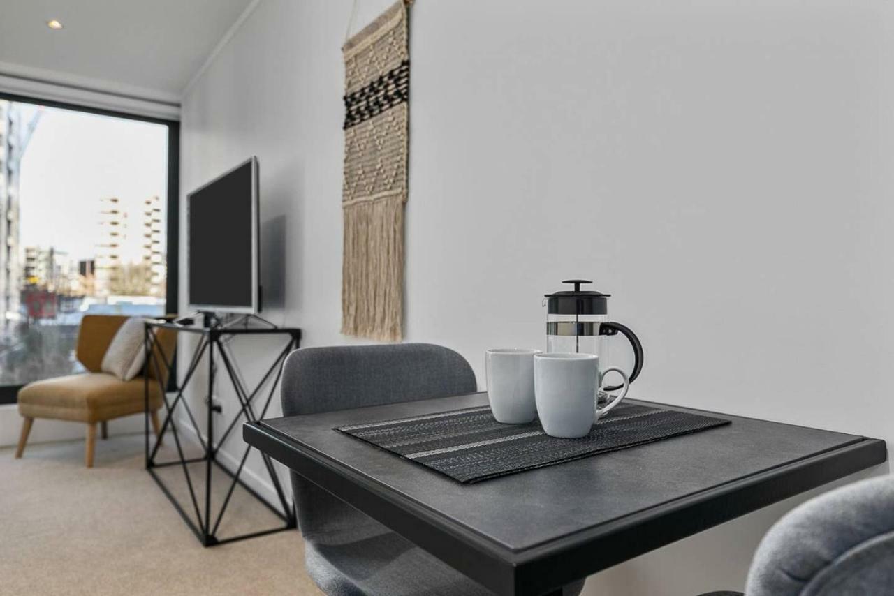 Apartment Beautifully Modern Brand New