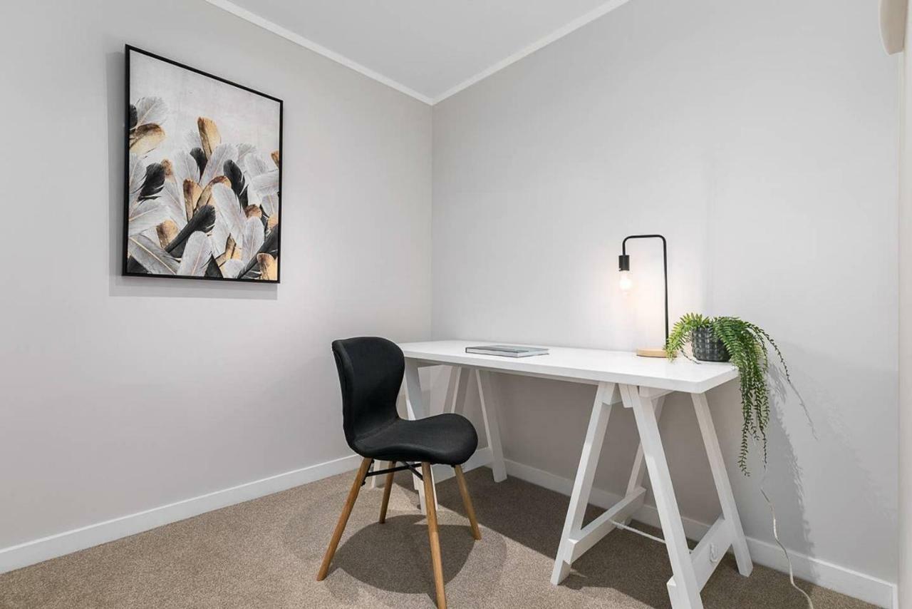 Beautifully Modern Brand New Apartment