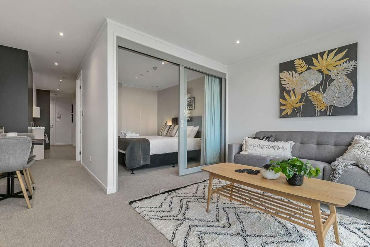 Beautifully Modern Brand New Apartment