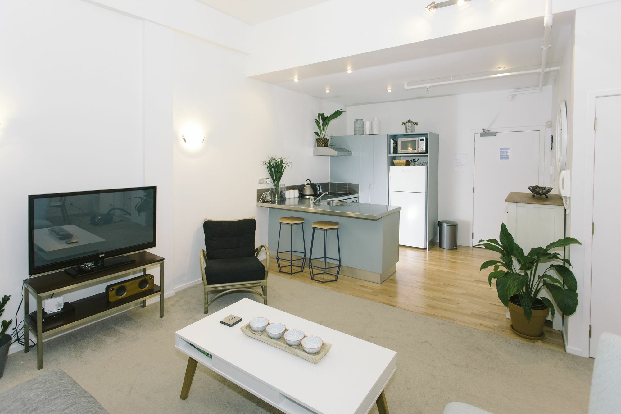 Towny Sanctuary Apartment