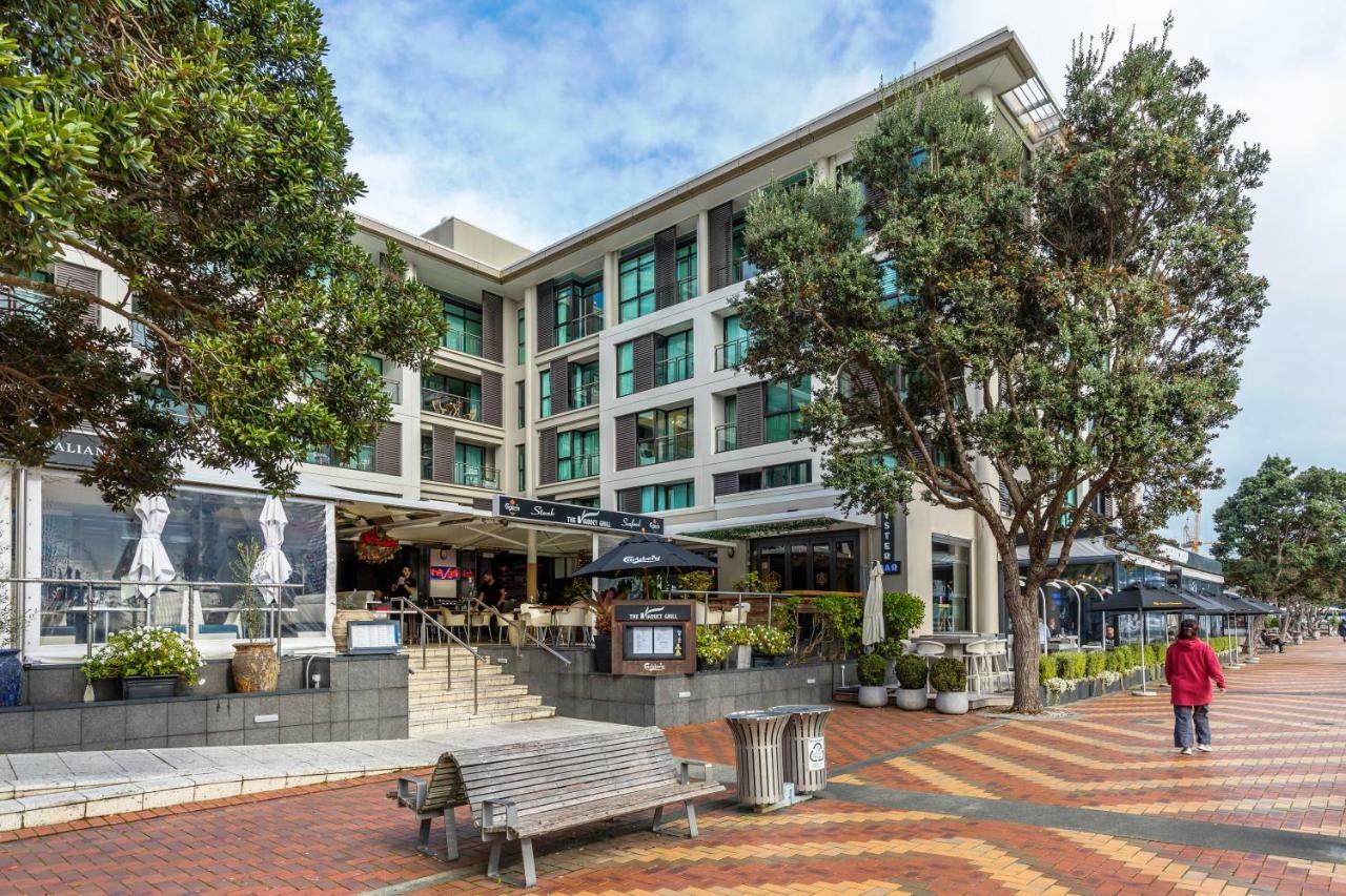Apartment Vacations On Viaduct Harbour - Location *