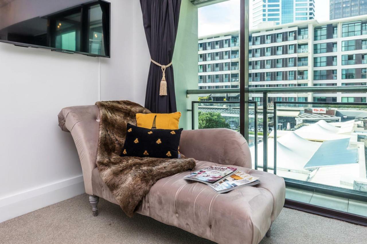 Vacations On Viaduct Harbour - Location *