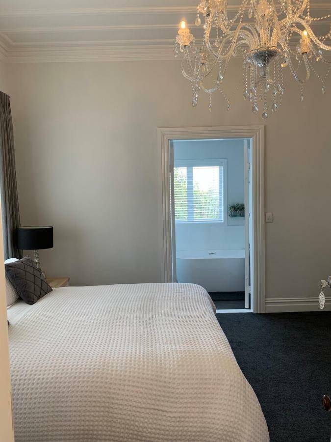 Nadia's Ponsonby Central Bed & Breakfast *