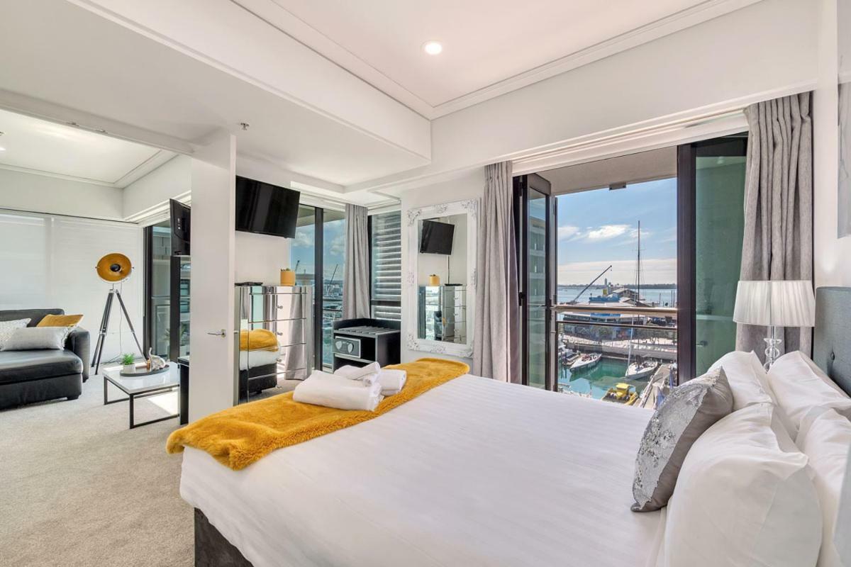 Viaduct Chic Luxury Waterfront Views! Apartment Auckland