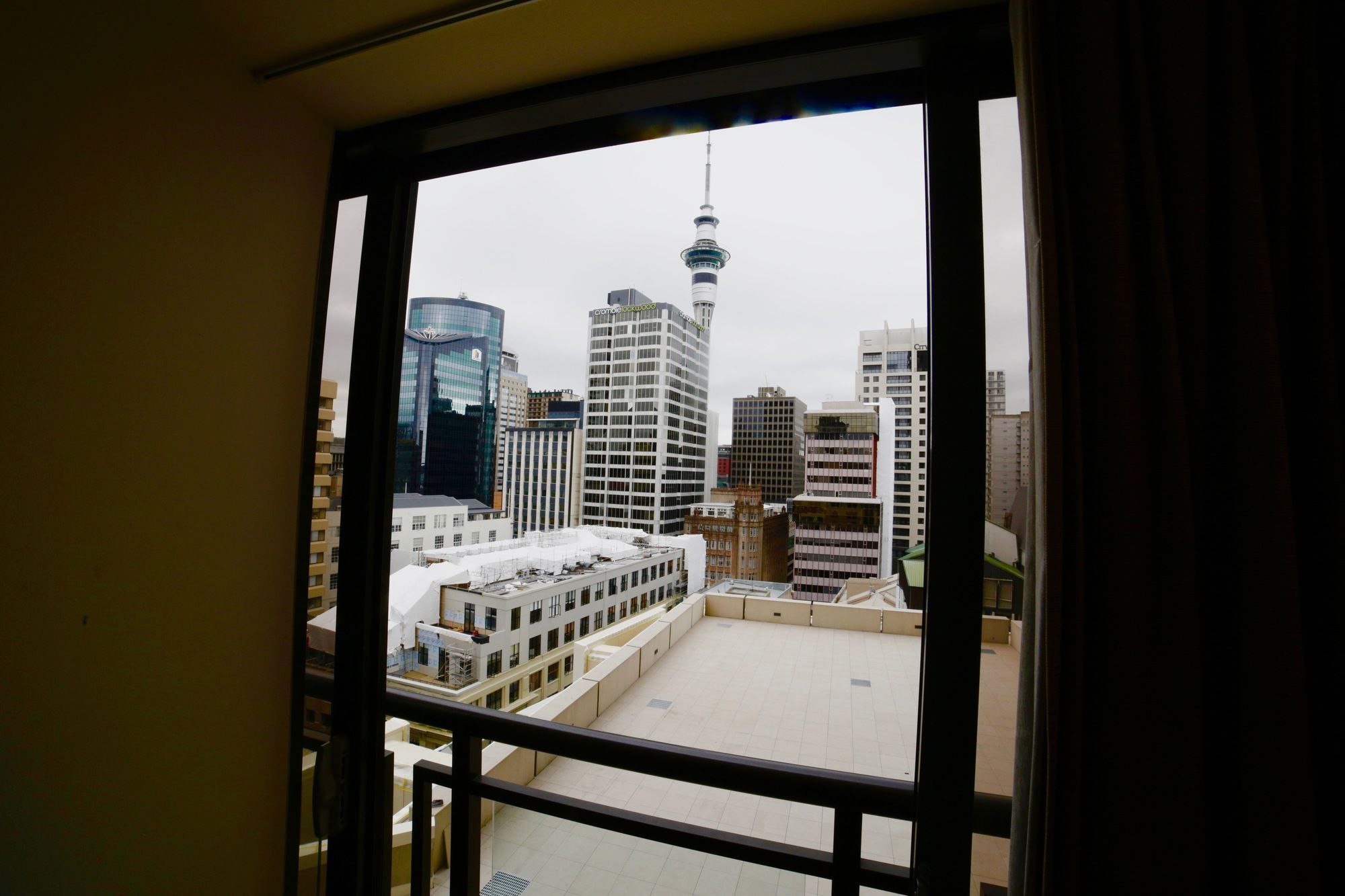 Apartment Luxury Metropolis