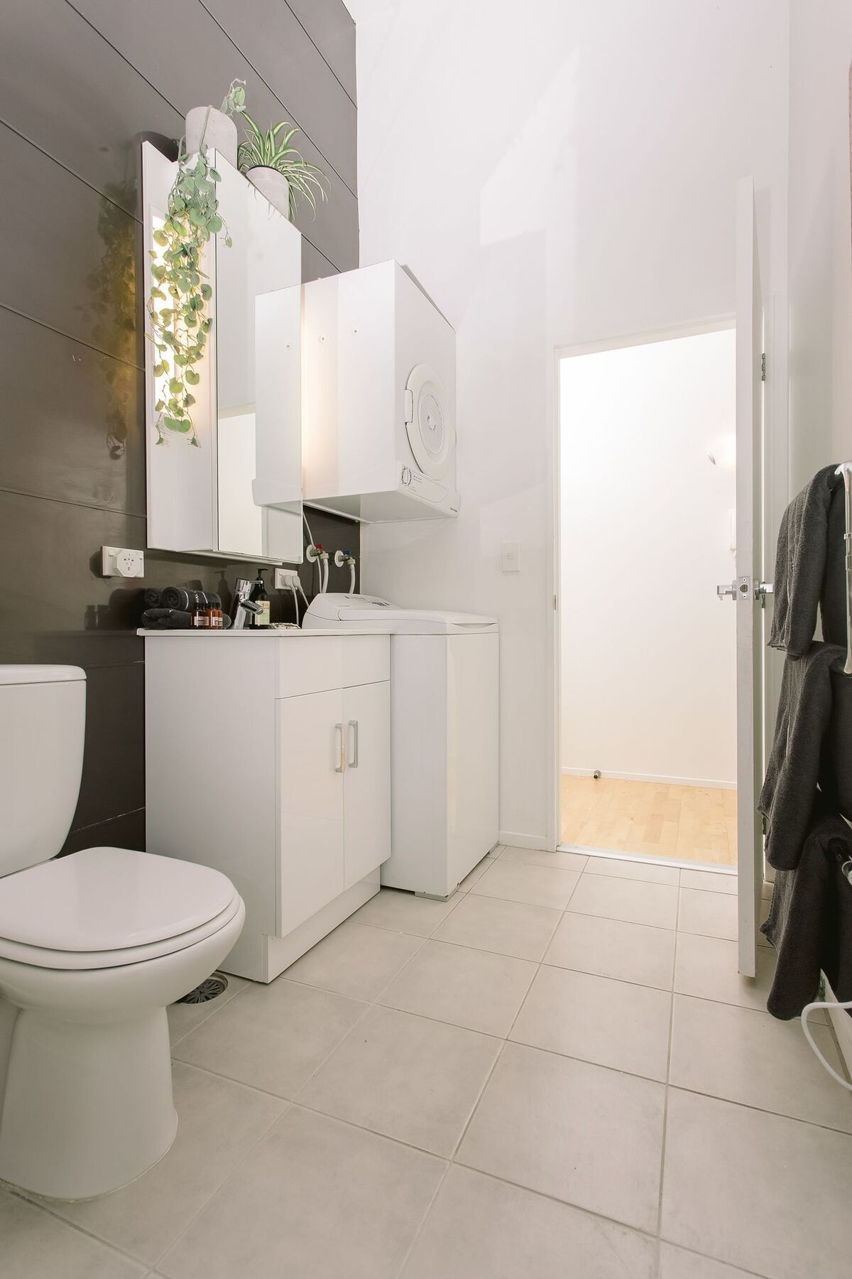 Towny Penthouse With Carpark Apartamento