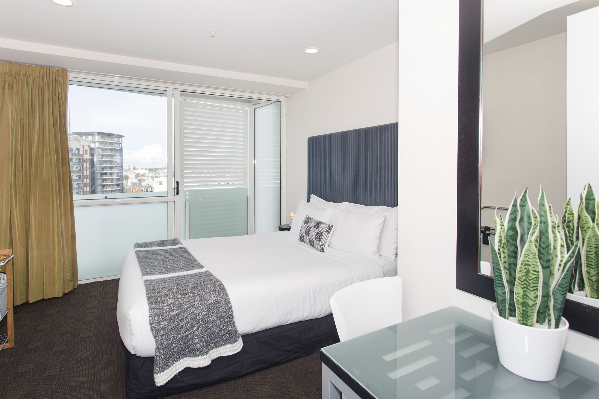 Towny With Sea Views Apartment