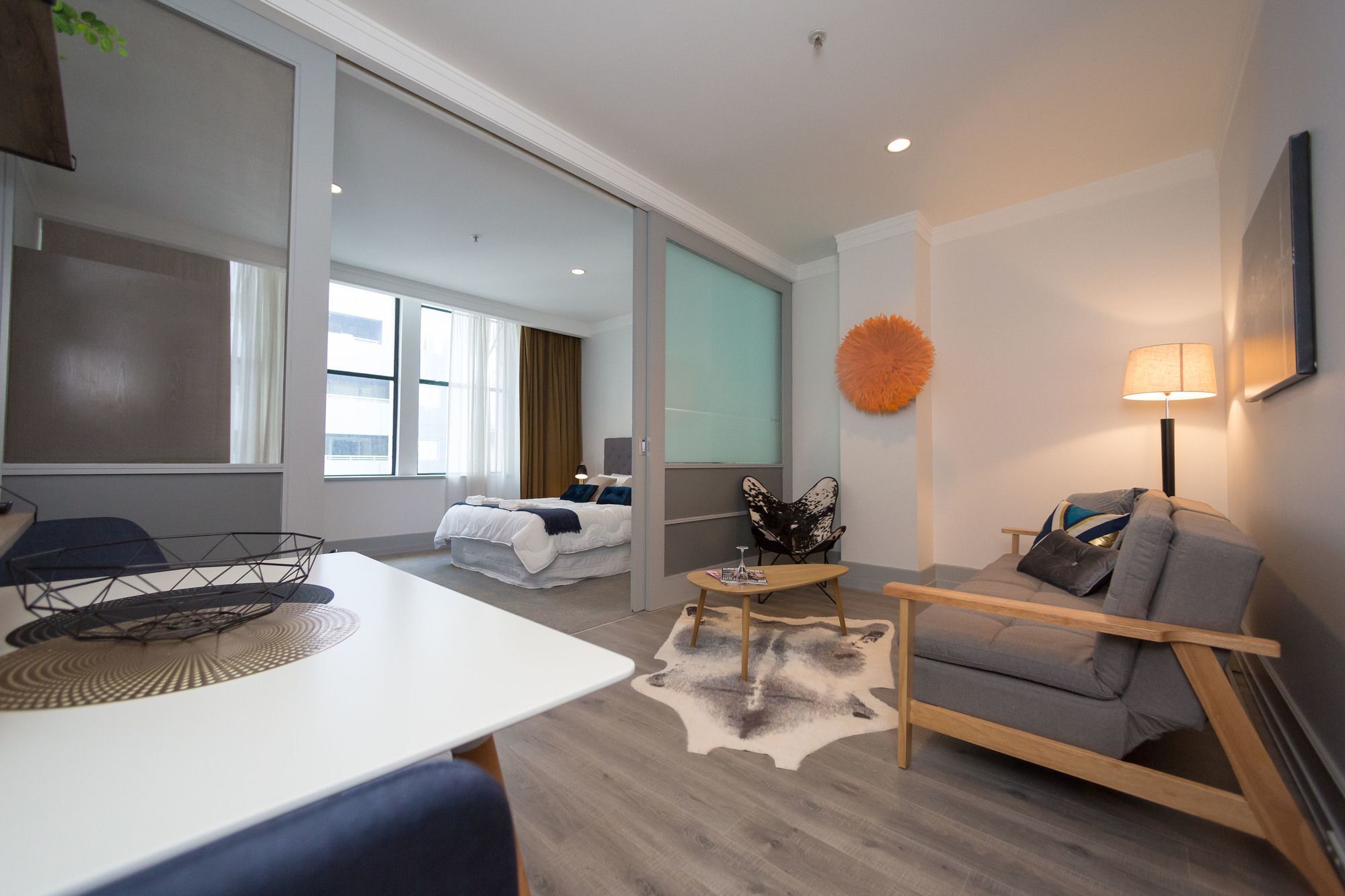 One Bedroom Apartment *
