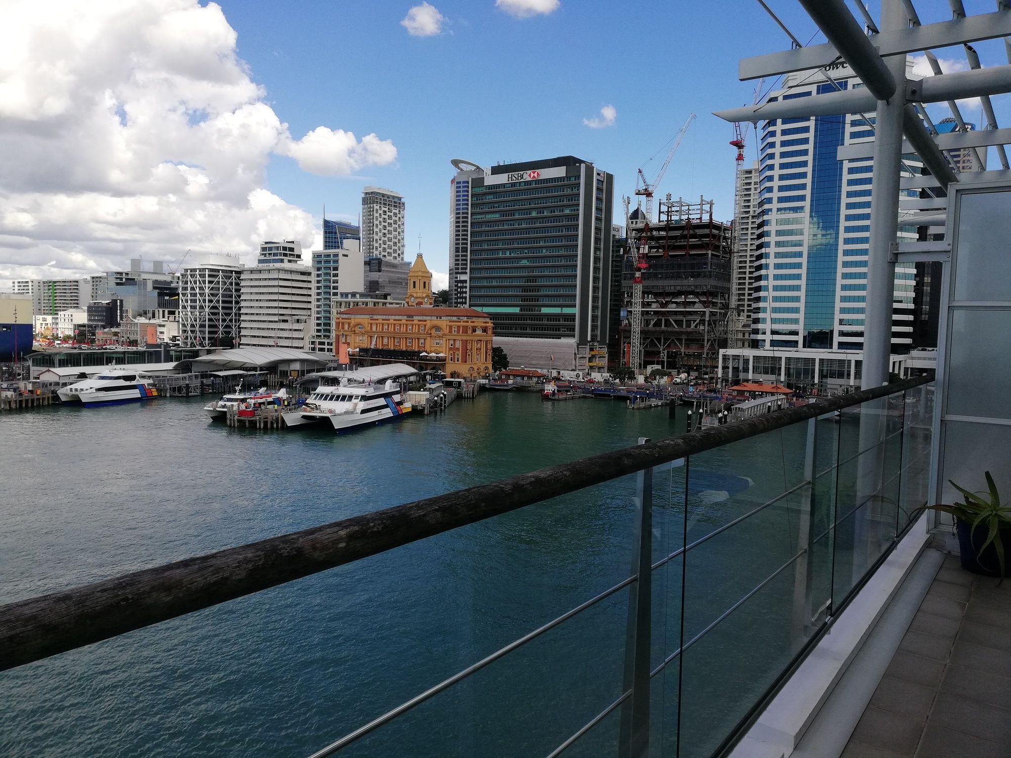 Apartment Princes Wharf Grace *