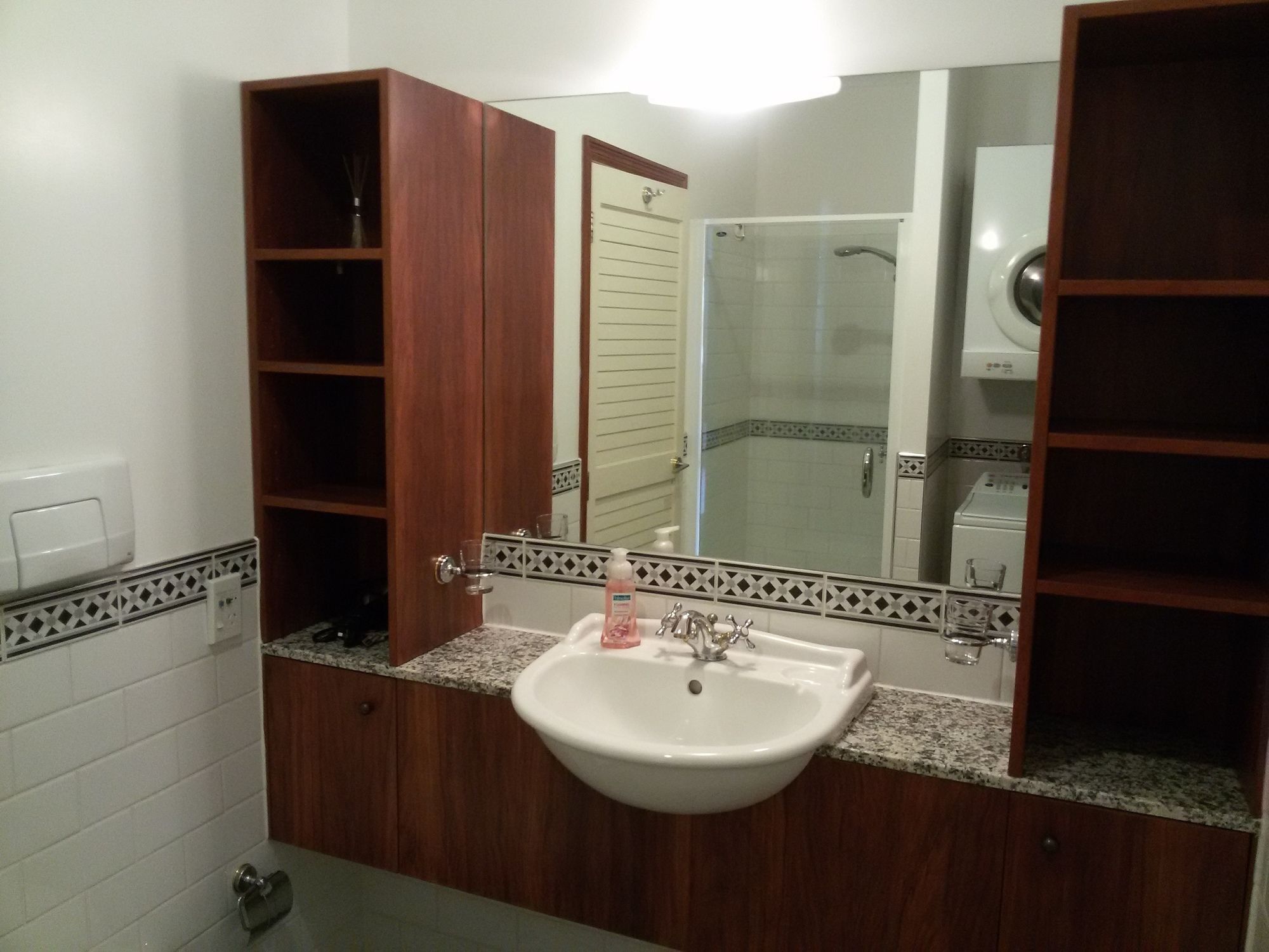 Princes Wharf Grace Apartment