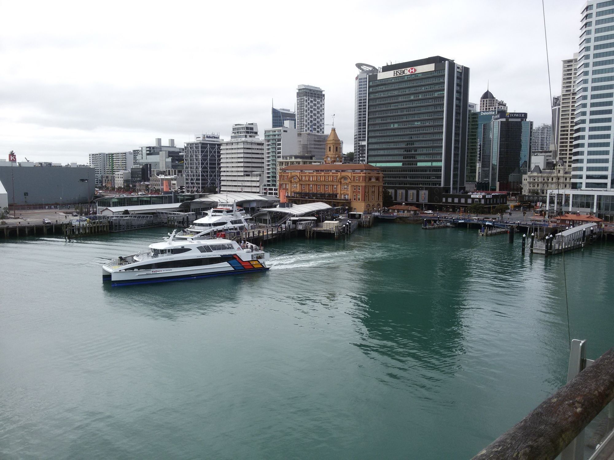 Apartment Princes Wharf Grace *