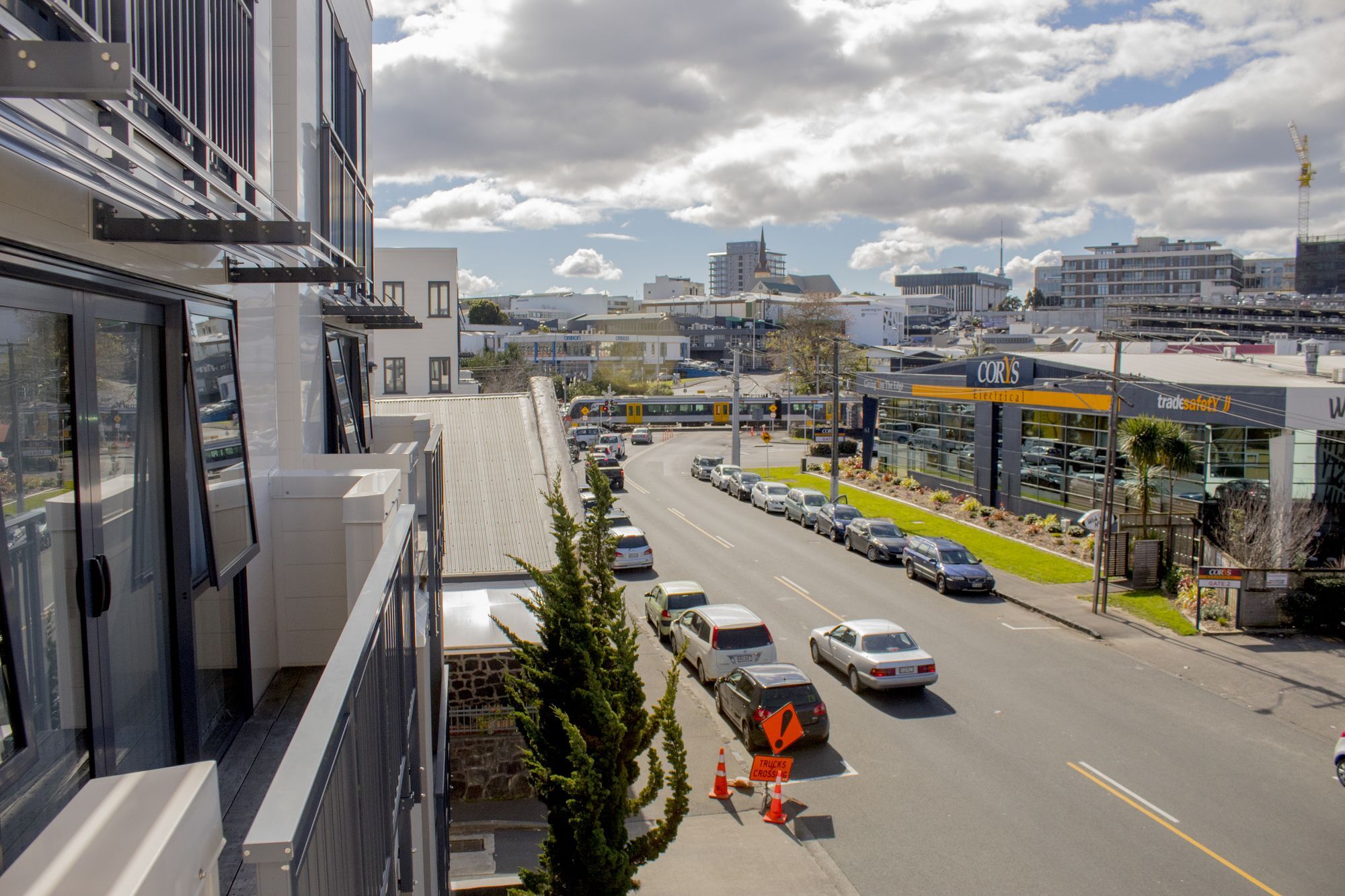 Mount Eden Luxury *