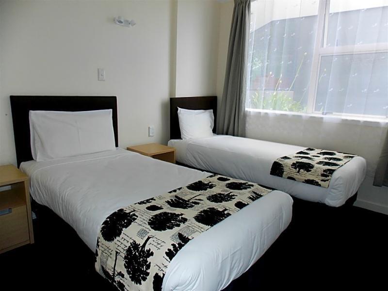 Parnell Pines Motel