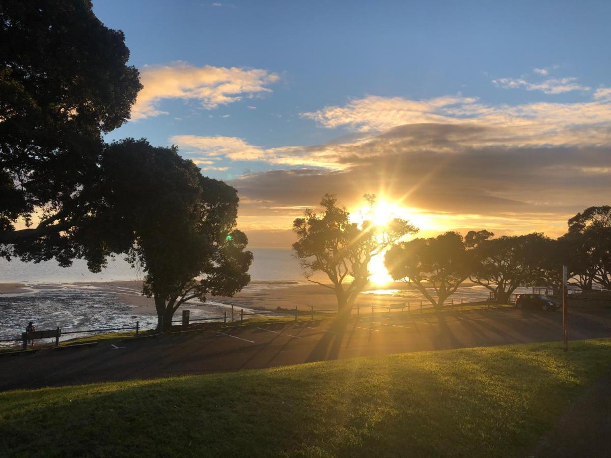 Howick Uxbridge * Auckland