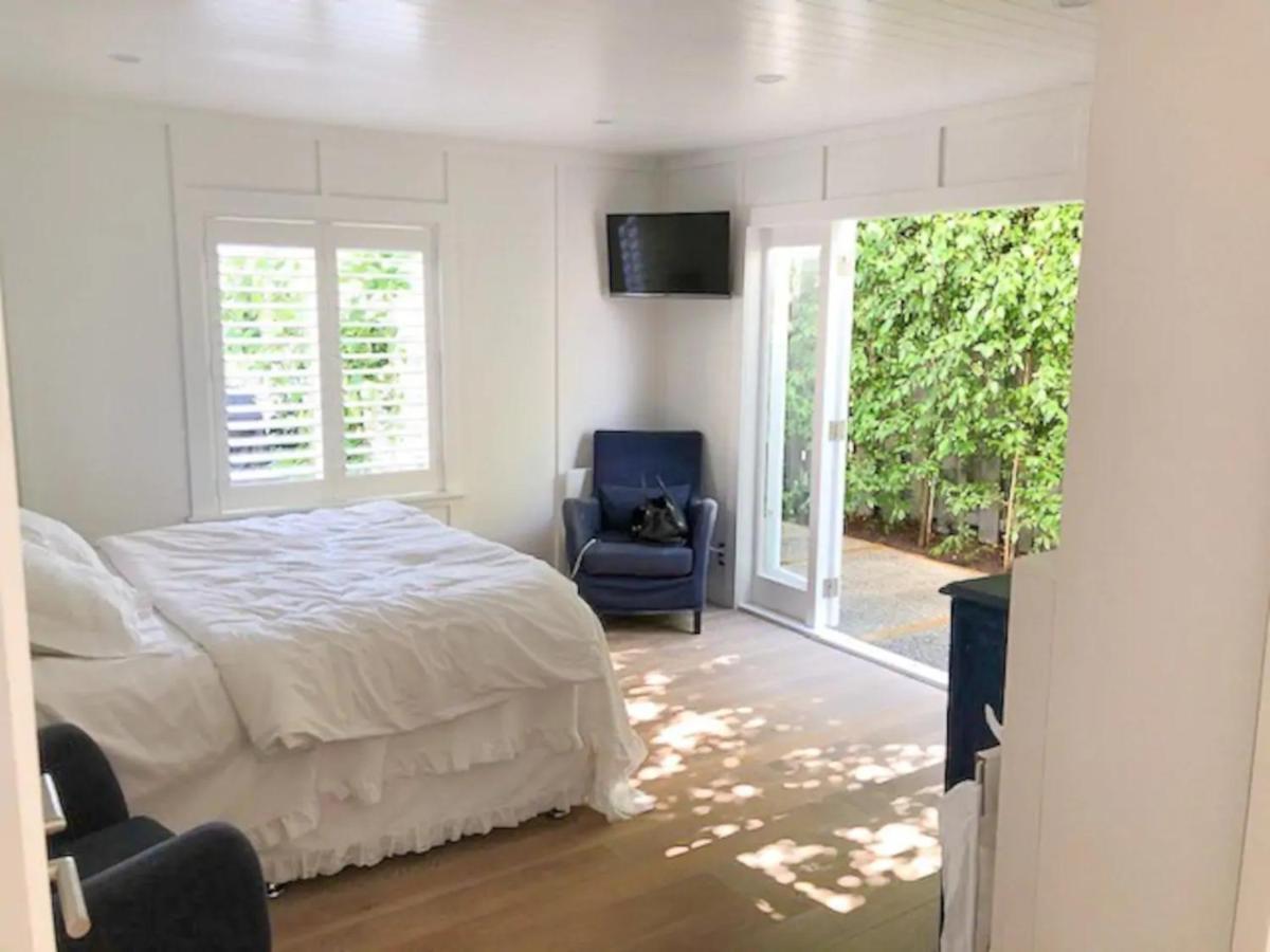 Stunning And Modern 4 Bedroom Townhouse Near Kohi * Auckland