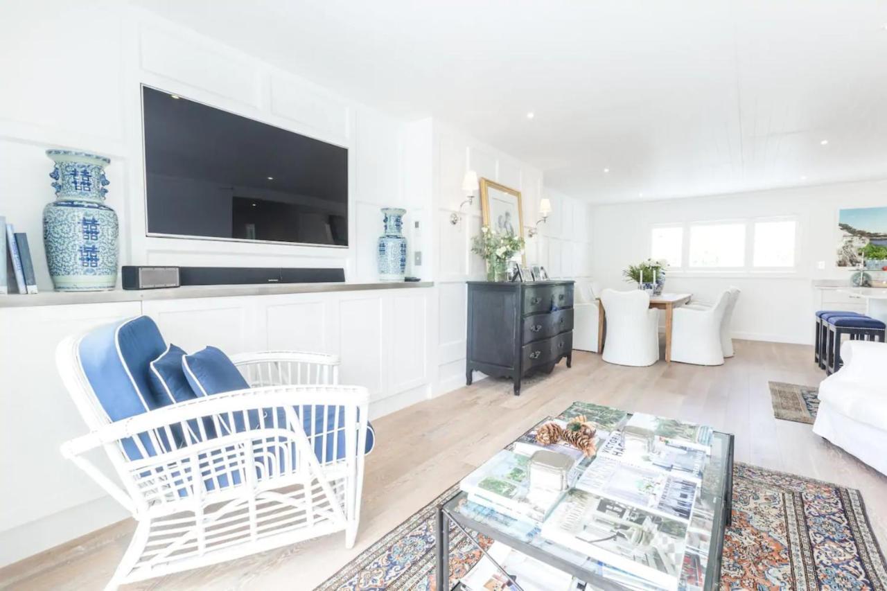Stunning And Modern 4 Bedroom Townhouse Near Kohi * Auckland