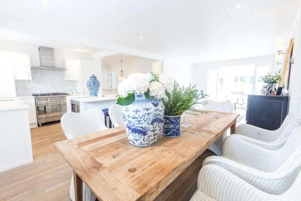Stunning And Modern 4 Bedroom Townhouse Near Kohi * Auckland