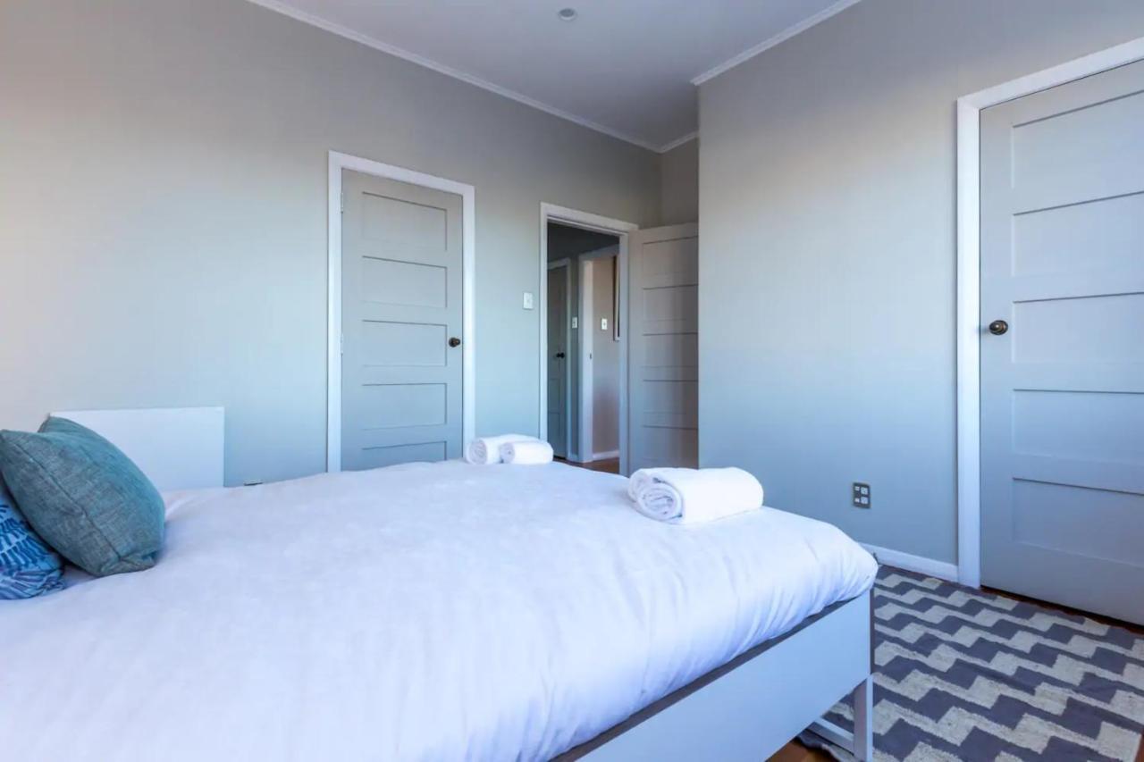 Sunny Character 2 Bedroom - Mission Bay * Auckland