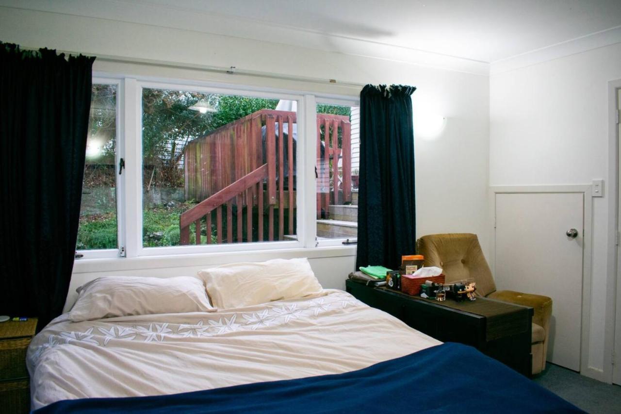Spacious 5 Bedroom Family Abode Holiday home *