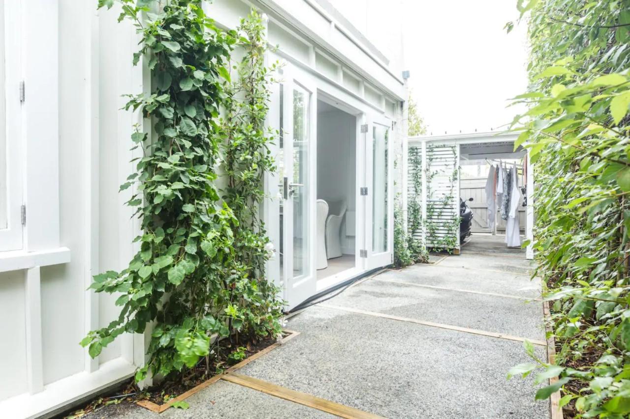 Holiday home Stunning And Modern 4 Bedroom Townhouse Near Kohi *