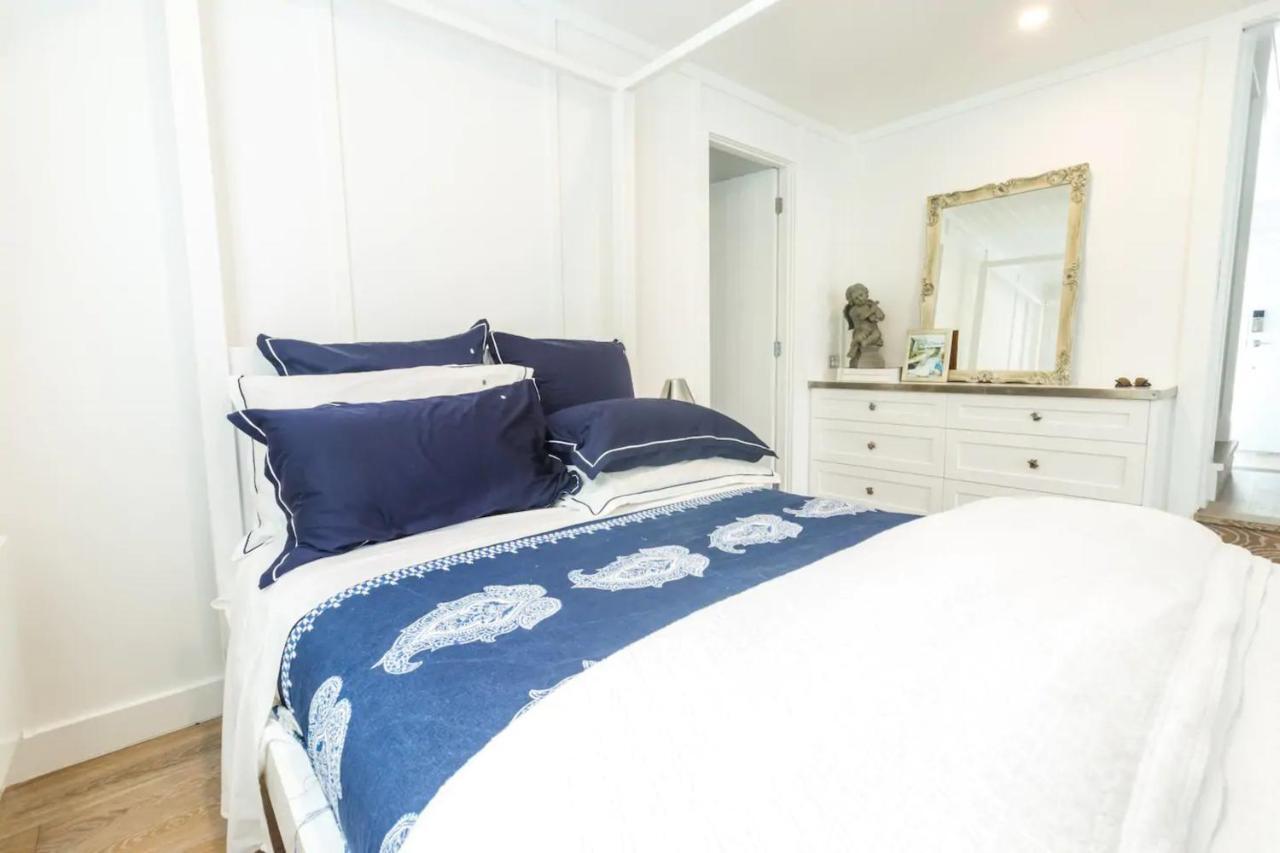 Stunning And Modern 4 Bedroom Townhouse Near Kohi Holiday home *