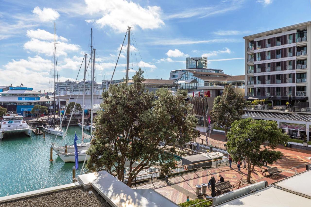 Vacations On Viaduct Harbour - Location *
