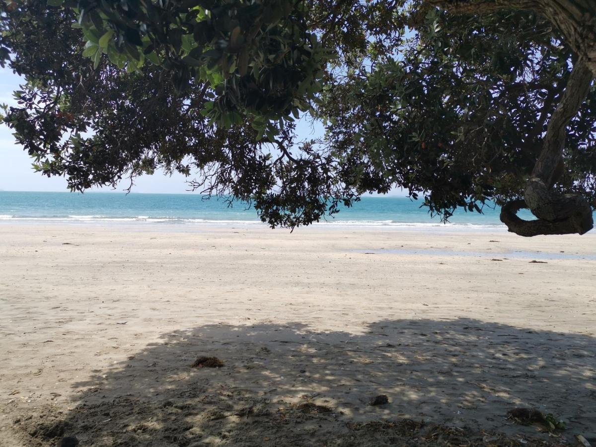Takapuna * Auckland